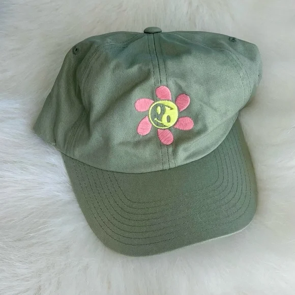 Volcom green smiley face baseball cap, women’s - Picture 1 of 3